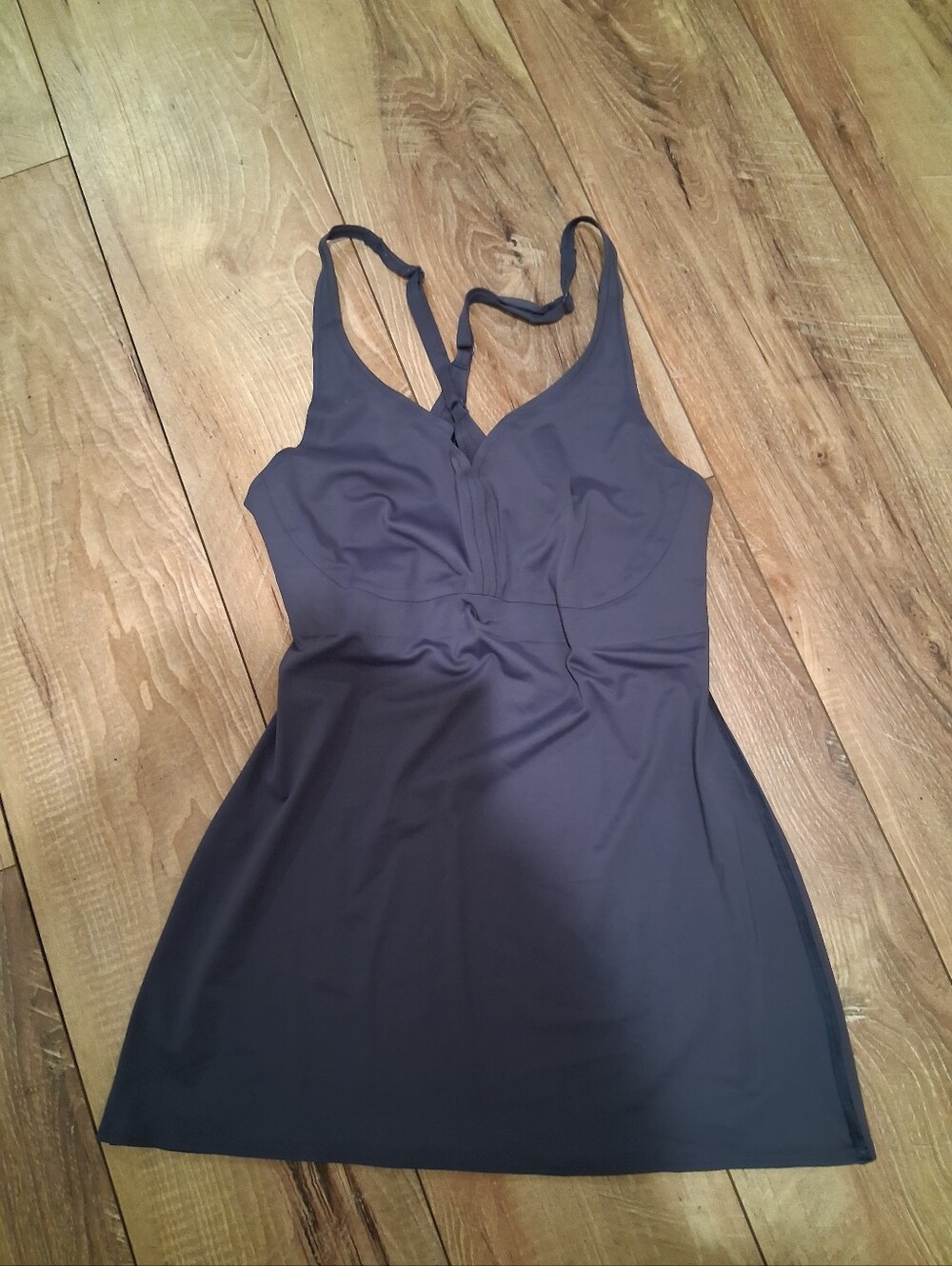 lululemon athletica Slate Gray Active Top with Printed Care Label